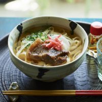 沖縄県人が愛してやまない「沖縄そば」