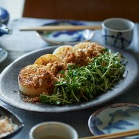 旬の大根でおもてなしのひと皿「大根ステーキ金富利肉味噌のせ」