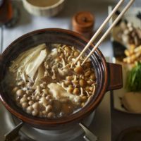 ５種類のきのこの旨味溢れる「きのこ鍋」