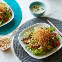 本枯柔削りを使ったパリパリ素麺のサラダ