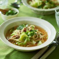 久右衛門だしを使った春キャベツと豚肉の和風スープパスタ